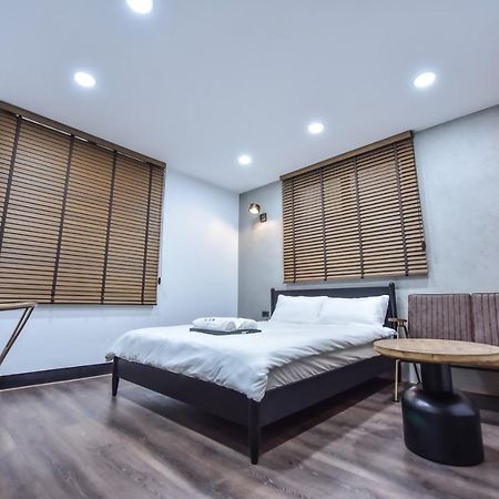 Eryang Homestay Tainan Dış mekan fotoğraf