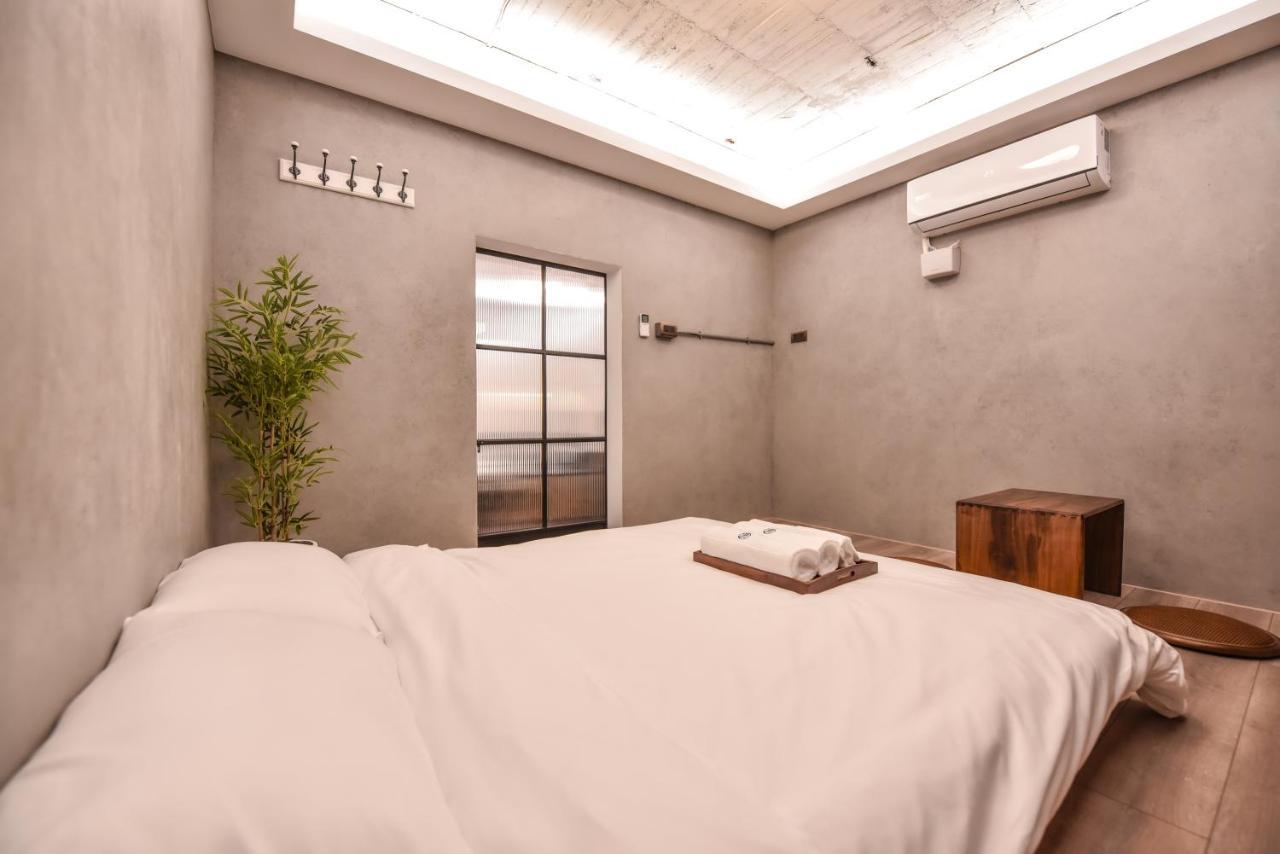 Eryang Homestay Tainan Dış mekan fotoğraf