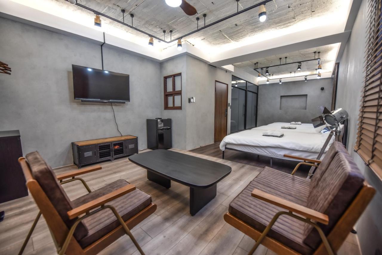 Eryang Homestay Tainan Dış mekan fotoğraf